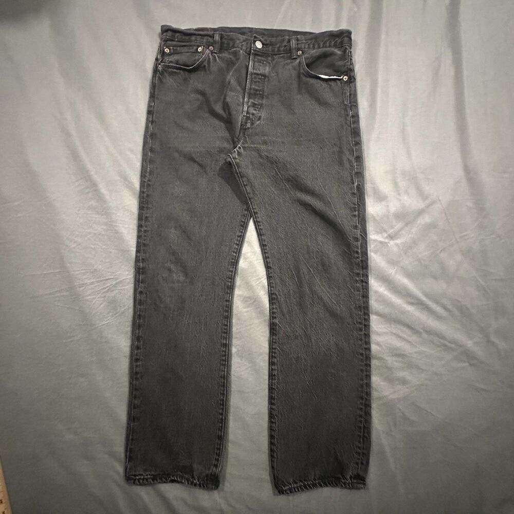 Levis 501 Jeans Men 36x32 Straight Leg Black Denim Leather Patch Button Fly